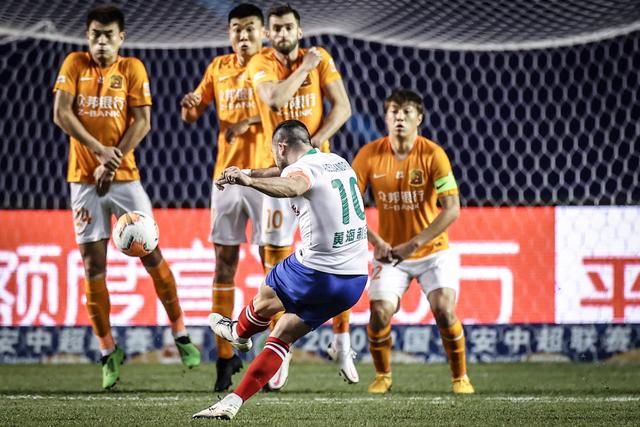 梅西2024年踢进29球18助攻 C罗43球7次助攻